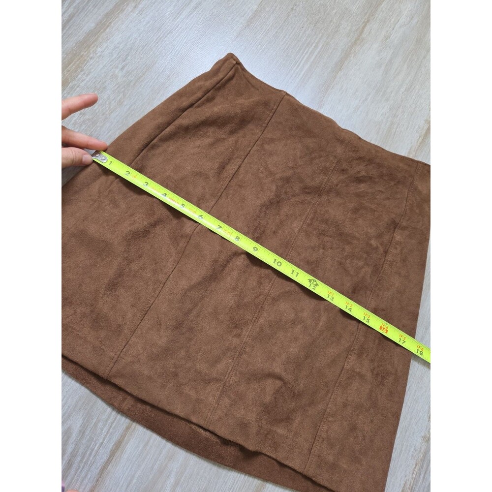Abercrombie & Fitch Vegan Suede Mini Skirt Brown A Line Zip Back Womens S EUC - Picture 6 of 9